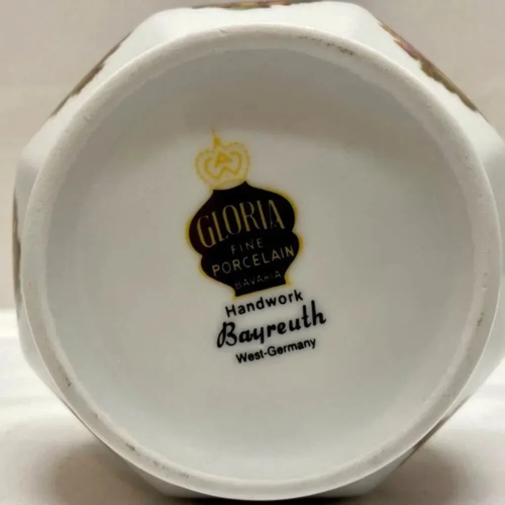 Vintage 22k Gold‎ Vase Gloria Fine Porcelain Bayreuth West Germany 8” Tall EUC